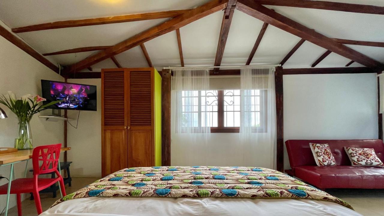 גוויאקיל Iguanazu Bed & Breakfast מראה חיצוני תמונה