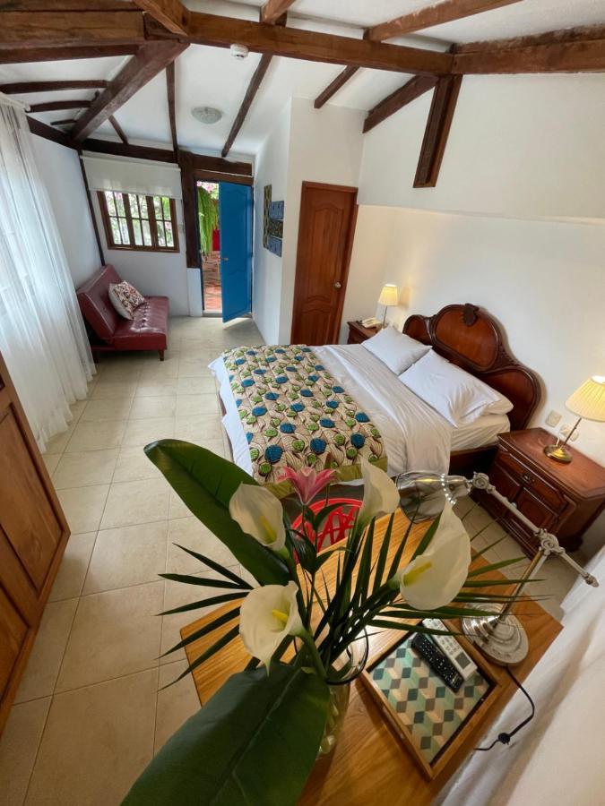 גוויאקיל Iguanazu Bed & Breakfast מראה חיצוני תמונה
