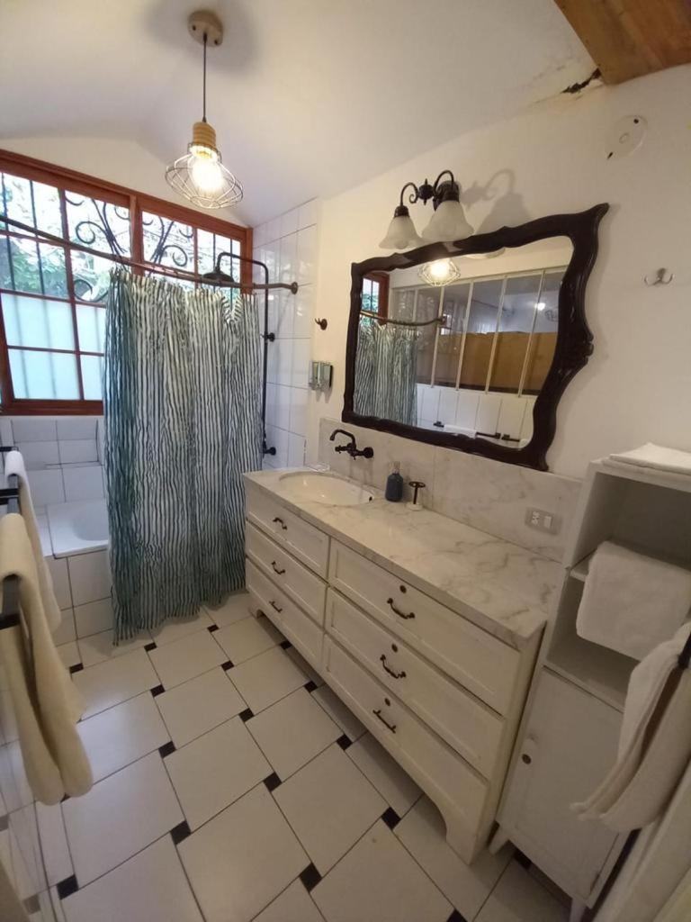 גוויאקיל Iguanazu Bed & Breakfast מראה חיצוני תמונה