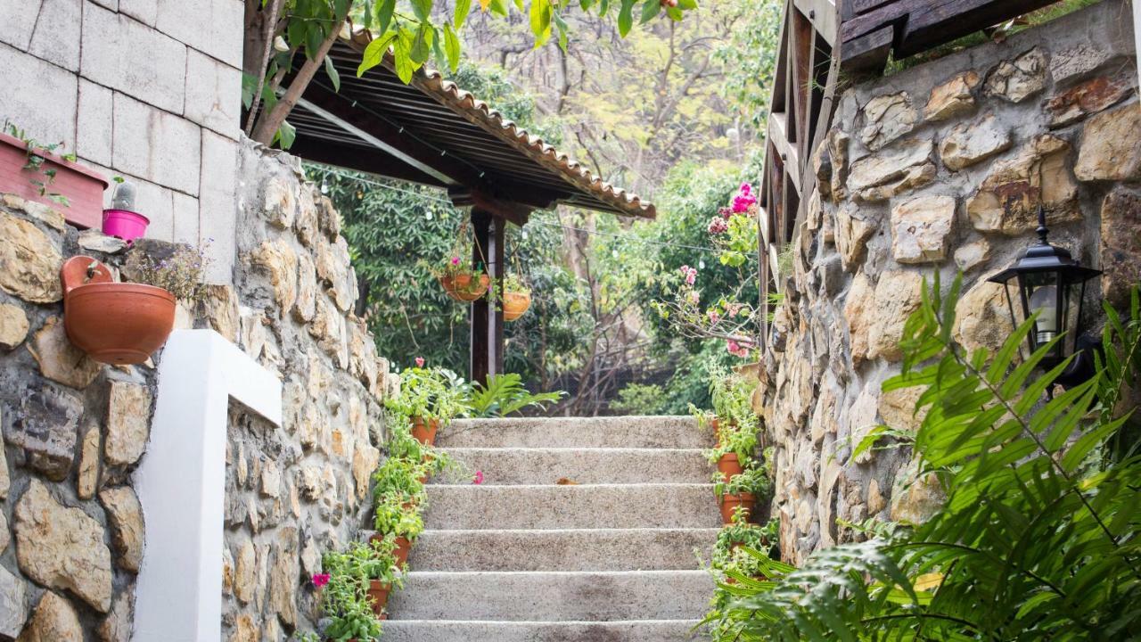 גוויאקיל Iguanazu Bed & Breakfast מראה חיצוני תמונה